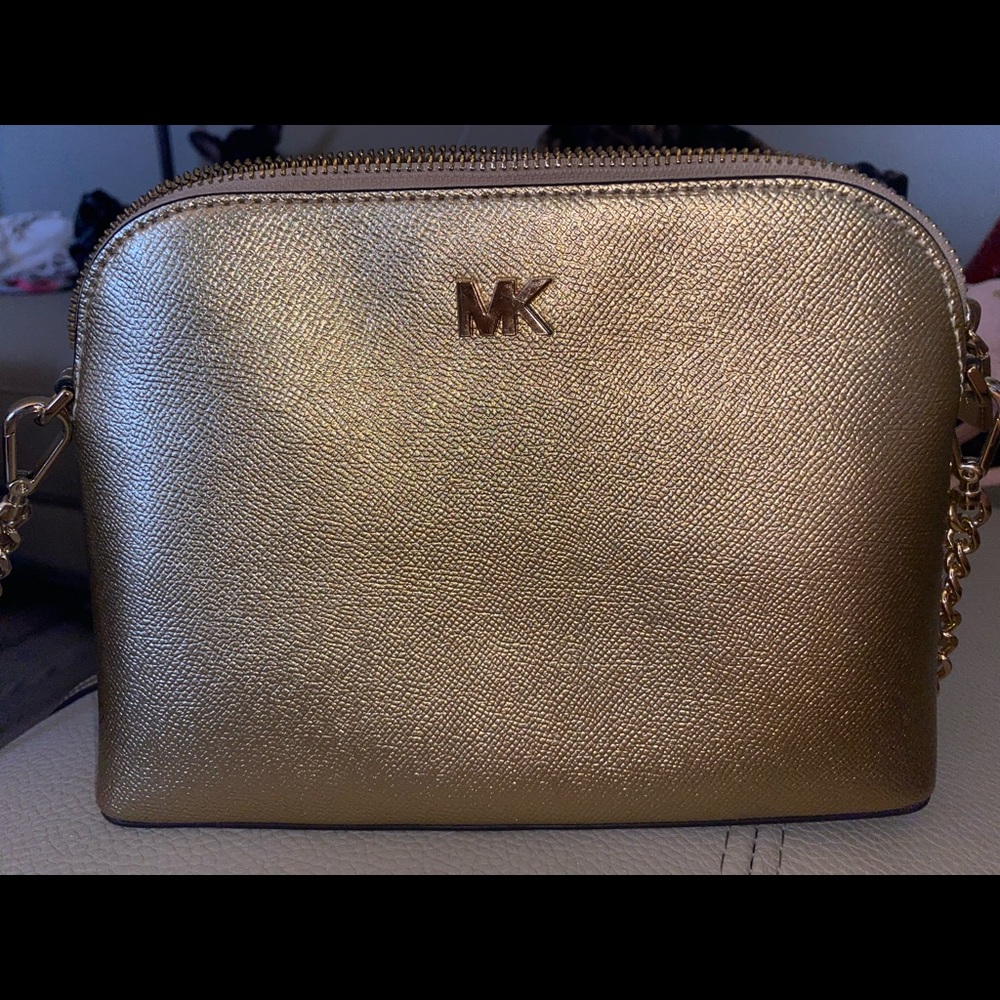 Gold Michael Kors Crossbody